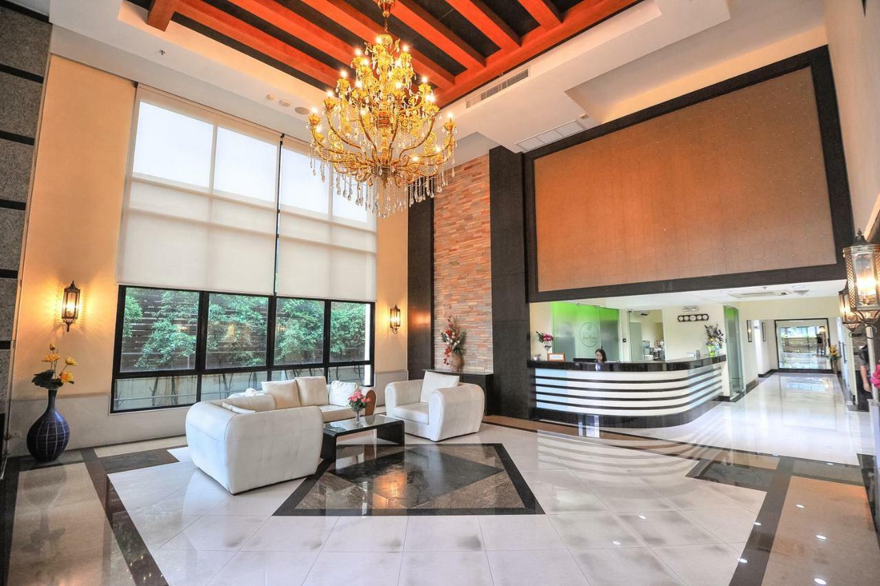 42Grand Residence Банкок Екстериор снимка