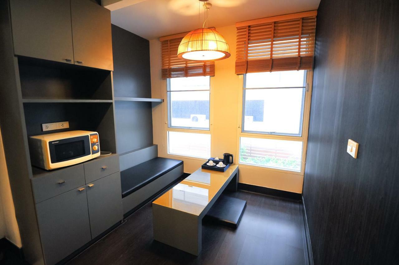 42Grand Residence Банкок Екстериор снимка