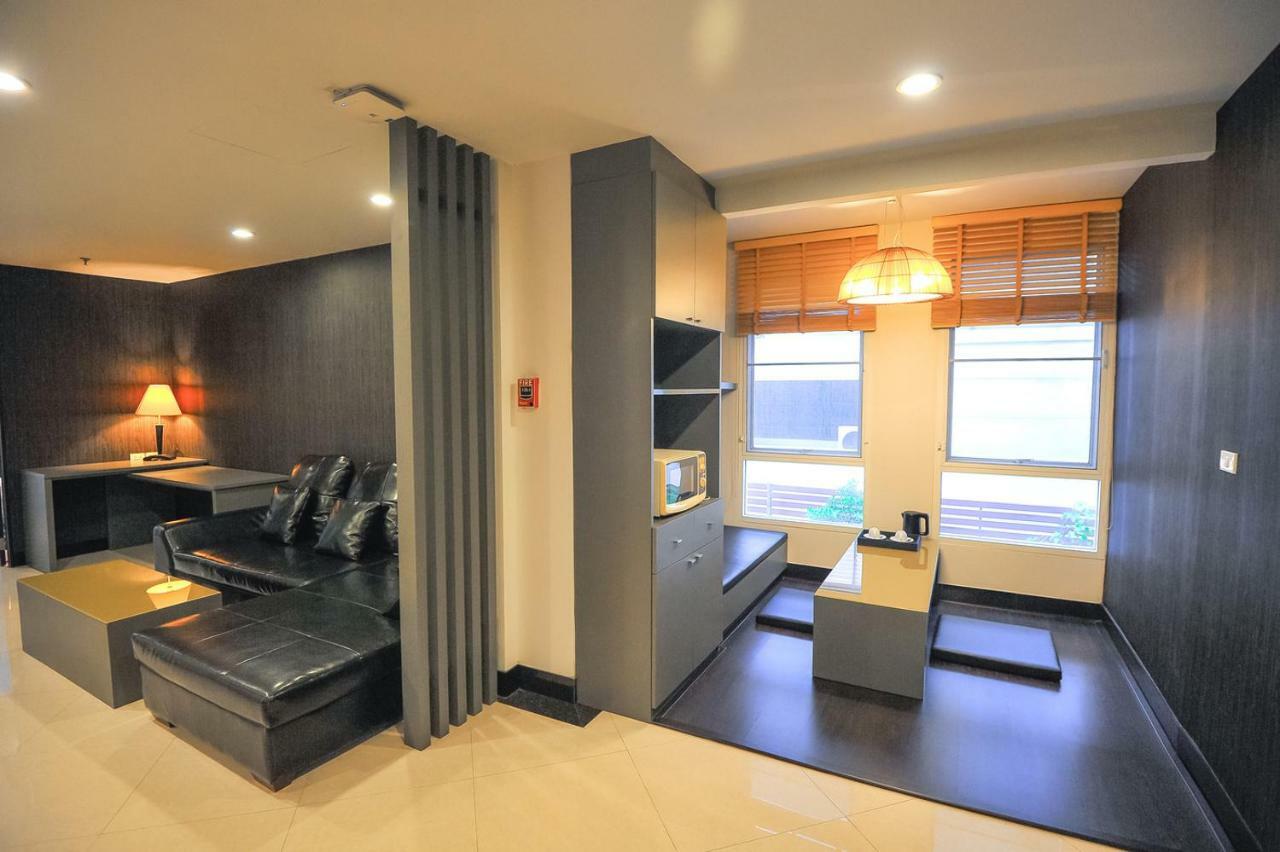 42Grand Residence Банкок Екстериор снимка